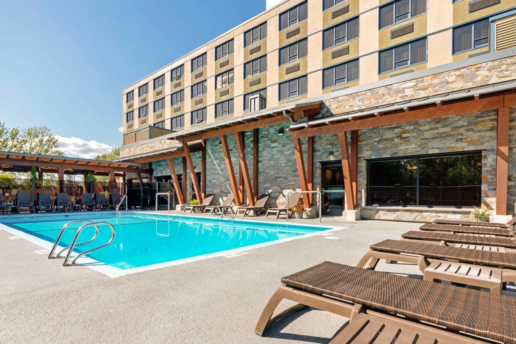 Best Western Plus Barclay Hotel Порт-Альберні Екстер'єр фото